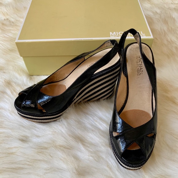 Michael Kors Melanie Sling black stripe wedges 8 - Picture 1 of 8